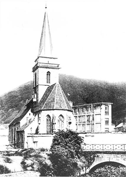 Vue ancienne d'ensemble de l'église.