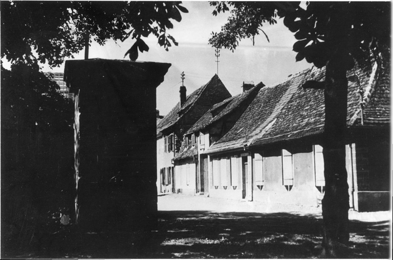 Abreuvoir entre portes de Bâle et de Belfort (après 1945).