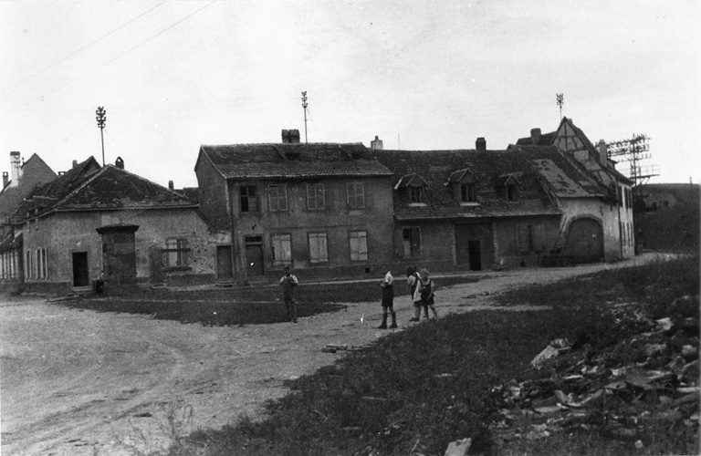 Abreuvoirs entre les portes de Belfort et de Colmar (après 1945).
