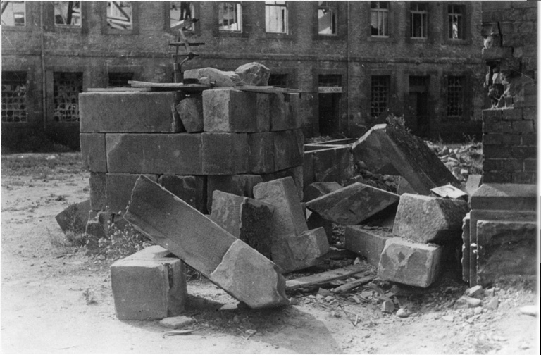 Abreuvoirs entre les portes de Belfort et de Colmar (après 1945).