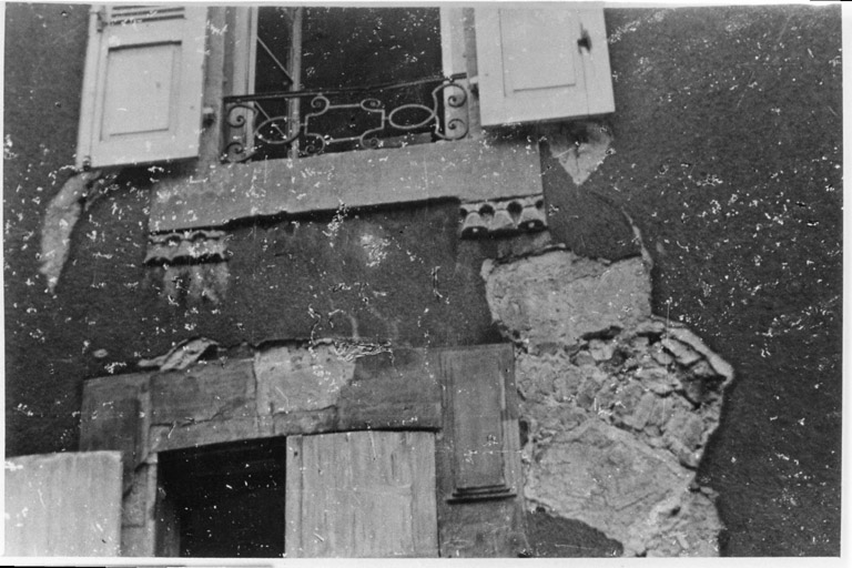 Détail du presbytère (après 1945).