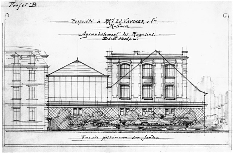 Bureaux et magasins, 3 avenue Clémenceau. Façade postérieure sur jardin des magasins.