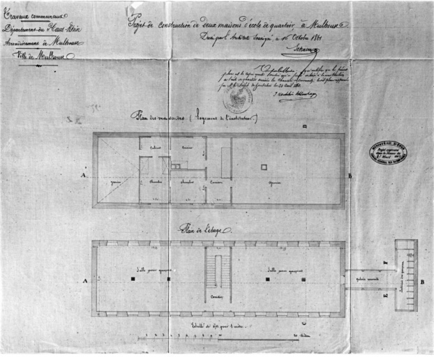 Projet de construction de deux maisons d'école de quartier. Plan des mansardes. Plan de l'étage.