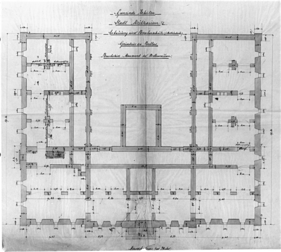 Construction d'une école spéciale de garçons (Mittelschule). Plan de la cave.