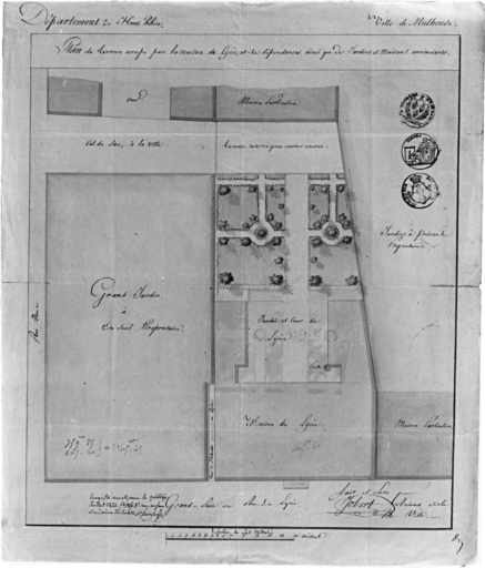 Plan du terrain occupé par la maison du lycée et les dépendances ainsi que des jardins et maisons environnantes.