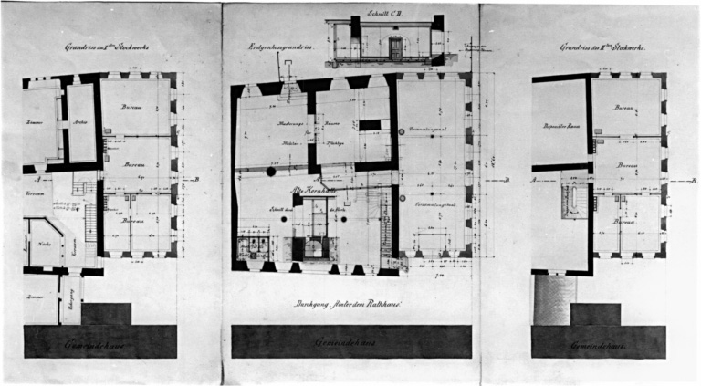 Bâtiment annexe ajouté à la façade sud : plans au rez-de-chaussée, premier et deuxième étage.