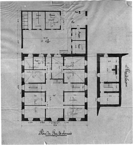 Plan de la cave et du rez-de-chaussée.