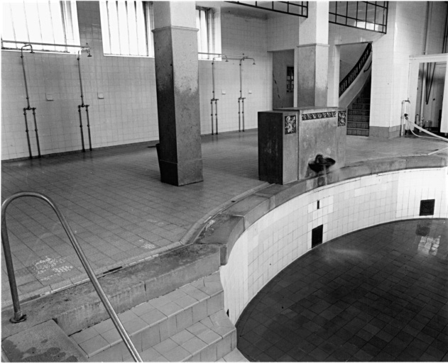 Bassin des femmes, extrémité avec l'arrivée d'eau.