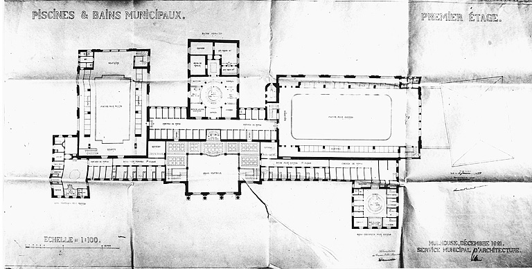 Plan du premier étage de la piscine et des bains municipaux.