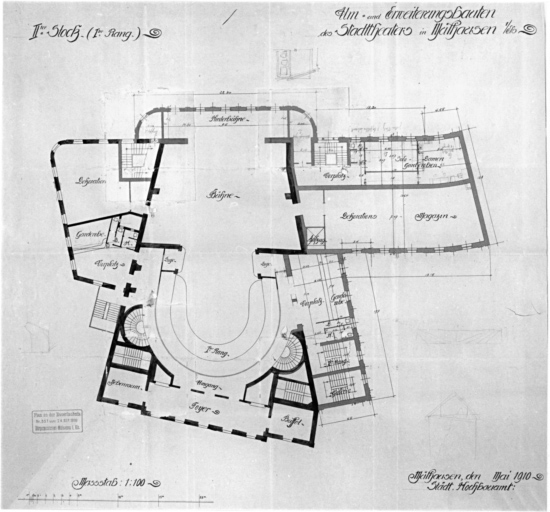 Projet de transformation et d'agrandissement : plan du deuxième étage (premier balcon).