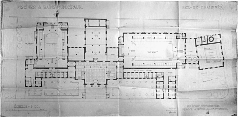 Plan du rez-de-chaussée de la piscine et des bains municipaux.