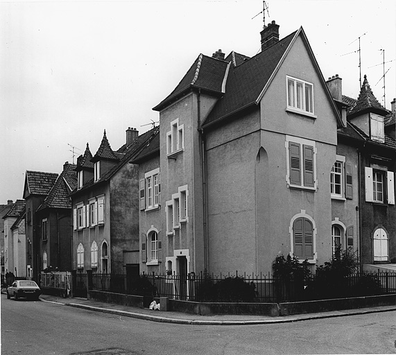Cité Colonie Haller, vue des maisons rue du Pommier et rue Emile Combes.