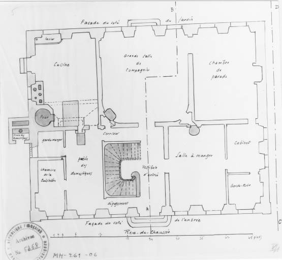 Plan du rez-de-chaussée de la maison proposée pour M. le commandant de Lauterbourg.