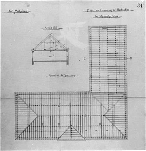 Plan et coupe : projet de renouvellement de la charpente.