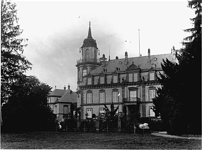 Vue ancienne de la façade sud.