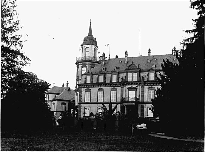 Vue ancienne de la façade sud.