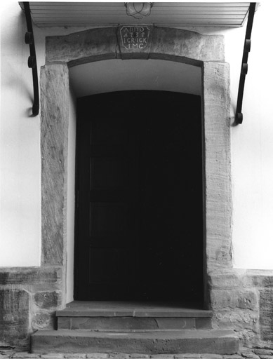 Porte d'entrée : vue d'ensemble.