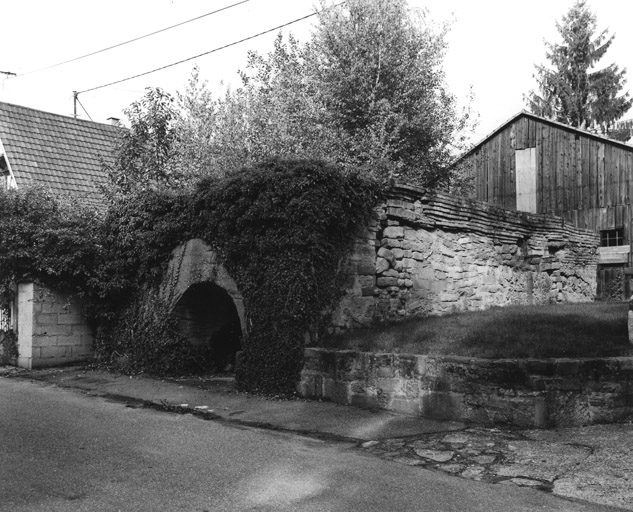 Maison de potier : Poterie (rue de la). Ancien four de potier.