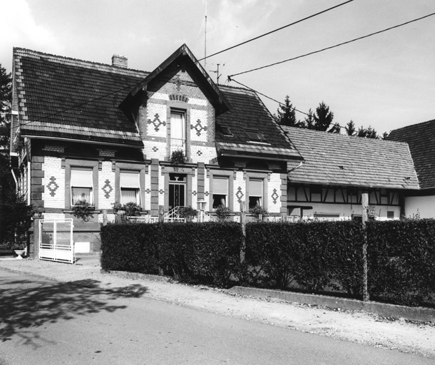 Ferme : Surweg (rue de), à Reimerswiller. Logis et annexe : vue de face.