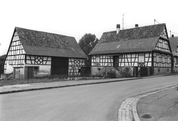 Ferme, Curé-Knauer (rue du) 13. Vue d'ensemble.