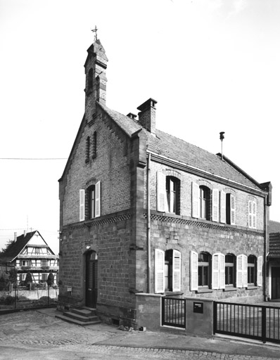 Ecole