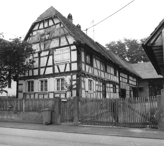 Vue de trois quarts.