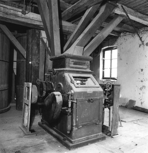 Bâtiment de meunerie : salle des broyeurs.