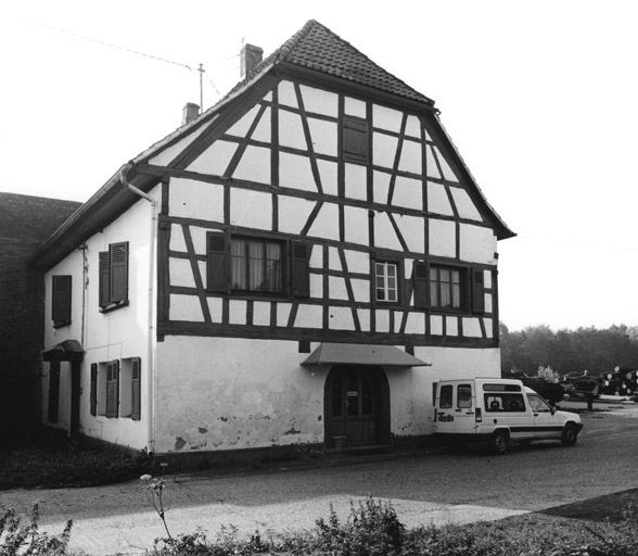 Logis (pignon).