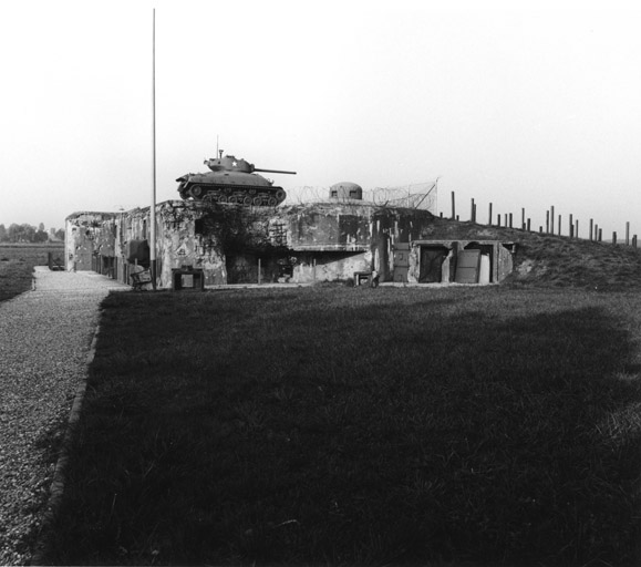 Vue d'ensemble de la casemate de Hatten.