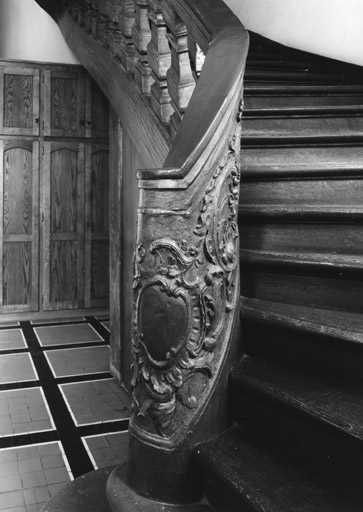 Départ escalier.