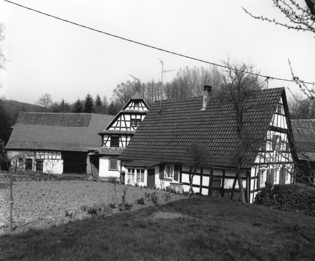 Vue d'ensemble depuis le sud-ouest.