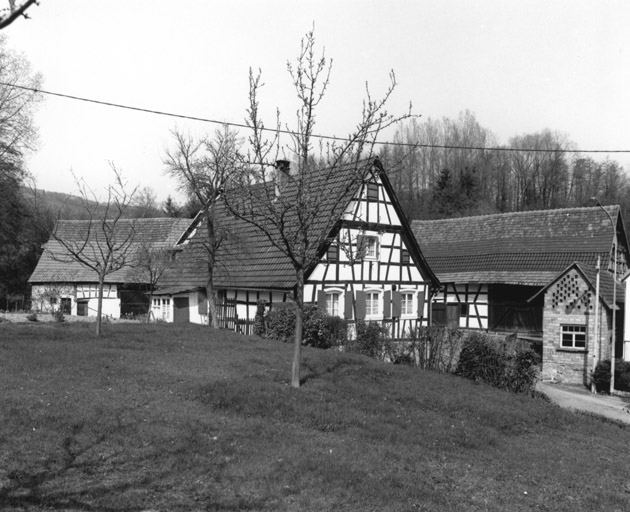 Vue d'ensemble depuis le sud-ouest.