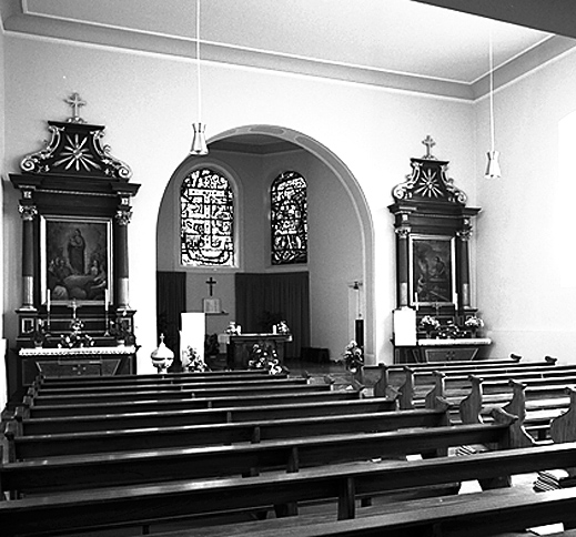 Vue d'ensemble intérieure vers le choeur.