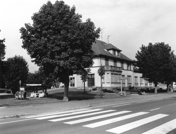 Vue de la Maison du Mineur.