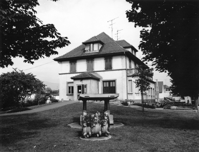 Vue de la Maison du Mineur.