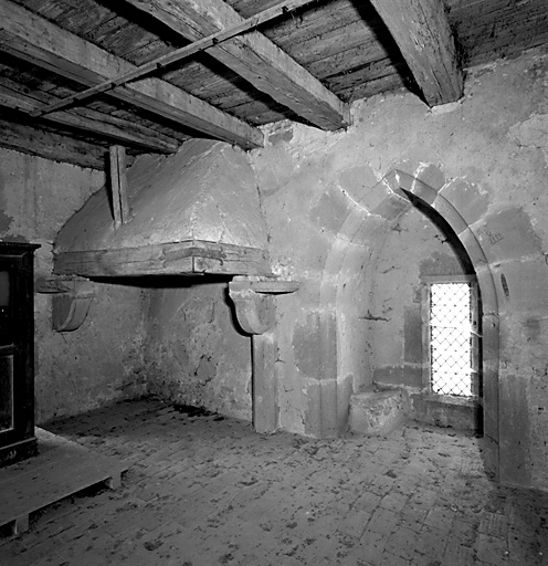 Clocher. Vue d'ensemble de la chambre du troisième étage.