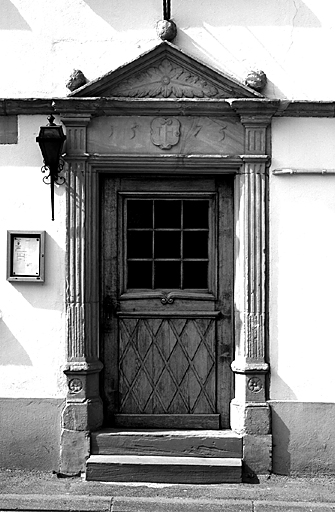 Vue de la porte.
