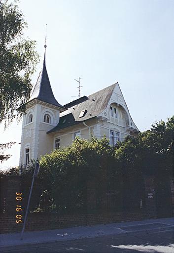 Vue d'ensemble avec la tourelle.