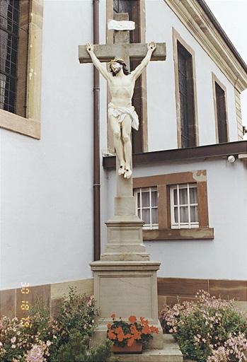 Croix monumentale