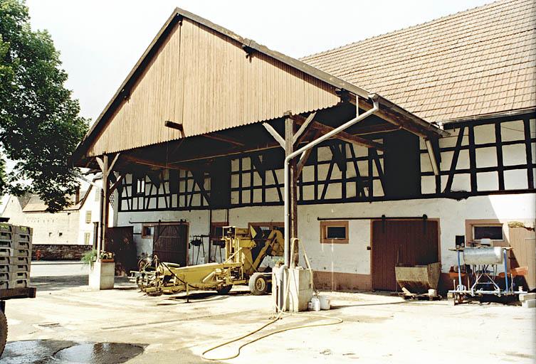 Vue du hangar.