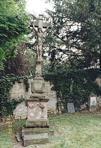 Croix de cimetière