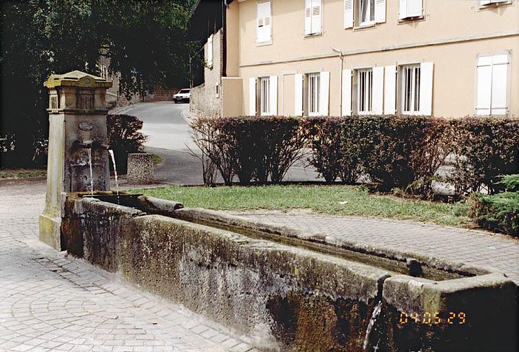 Vue de la fontaine.