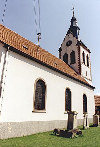 Vue de la façade latérale.