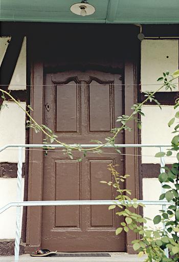 La porte du logis.