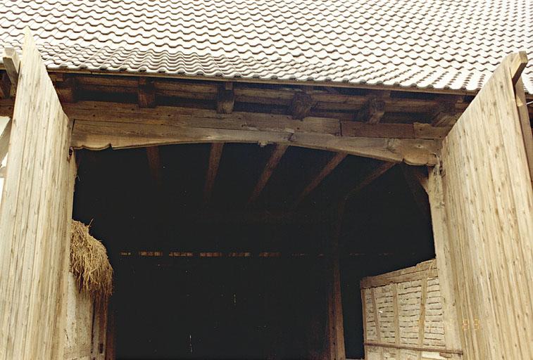 Une porte de grange.