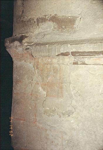 Face nord de la tour : décor de chaînage d'angle.