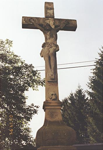 Le christ en croix.