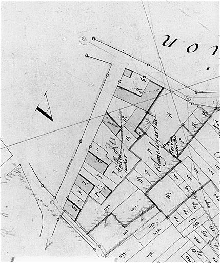 Extrait du plan cadastral de 1827 : village de Goersdorf, rue du Moulin.