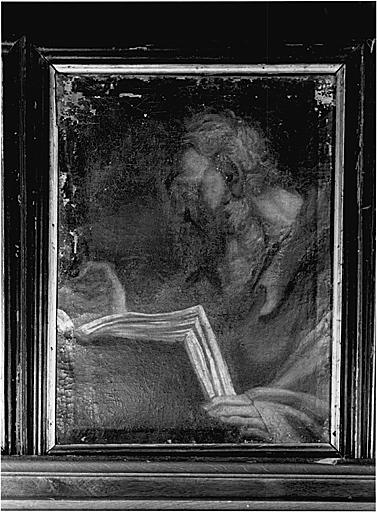 Saint Jacques le Mineur, avec un bâton ou massue (?) et un livre.