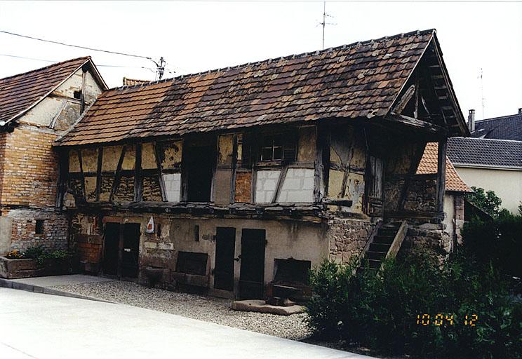 Maison 5, rue Principale, vue de la porcherie et du bûcher.